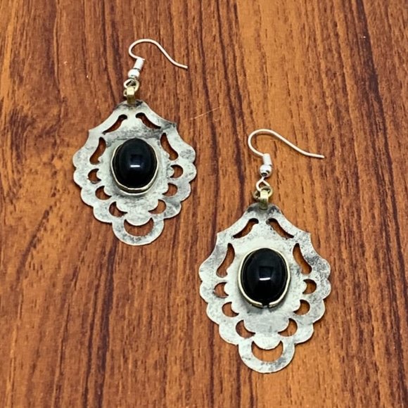 Vintage Turkmen Earrings With Black Onyx, Silver Boho Dangling Earrings, Turkmen - Picture 4 of 9